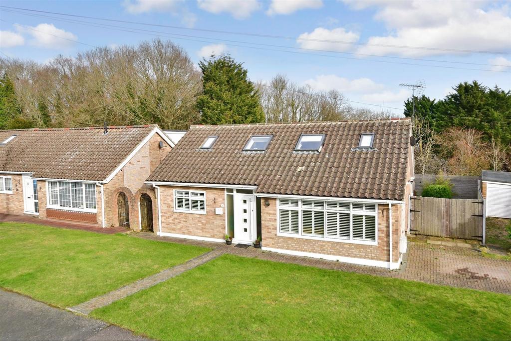 Oaklands Close, West Kingsdown... 4 bed detached bungalow £635,000