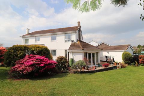 4 bedroom semi-detached house for sale, Kimberley Foster Close, Torpoint PL11