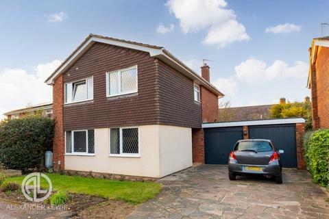 4 bedroom detached house for sale - Paynes Close, Letchworth Garden City, SG6 1AT