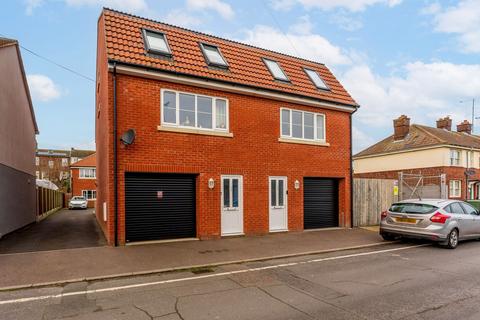 3 bedroom semi-detached house for sale, Bells Marsh Road, Gorleston, NR31