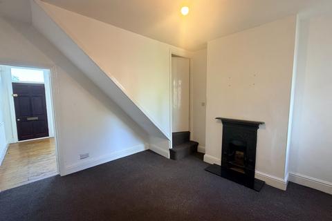 3 bedroom terraced house to rent, Amington Road, Amington, B77
