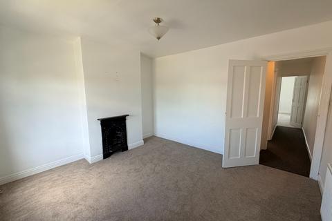 3 bedroom terraced house to rent, Amington Road, Amington, B77