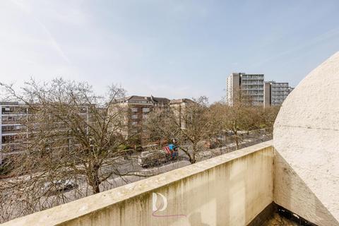 1 bedroom flat for sale, Maida Vale, London, W9