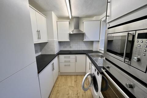 2 bedroom apartment to rent - Bracknell,  Berkshire,  RG42