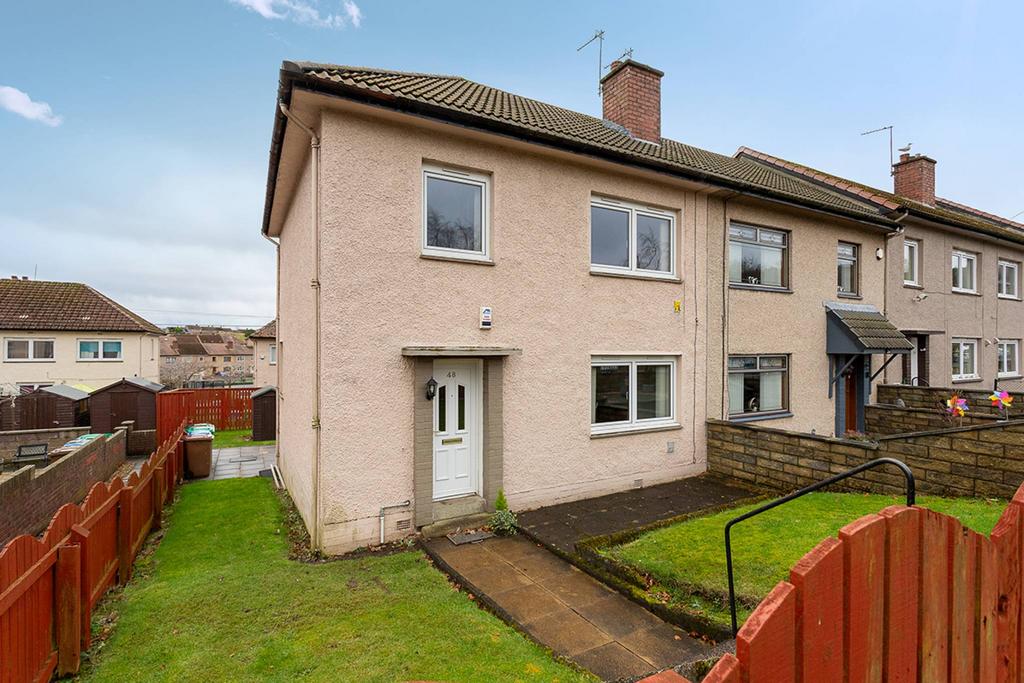 48 Kirkland Gardens, Ballingry, KY5 8NZ 3 bed end of terrace house for