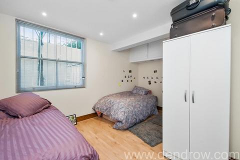 3 bedroom apartment for sale, Elgin Avenue, London, W9
