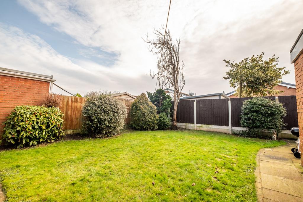 Forest Drive, Lytham St. Annes, FY8 4 bed detached house for sale £