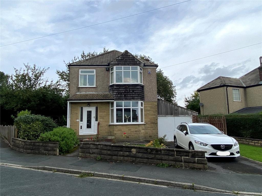 Fairway Avenue, Bradford, BD7 3 bed detached house for sale £275,000