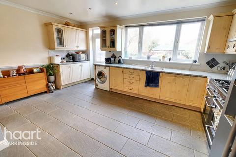 16 Waterloo Road, Ilford, IG6 2EG