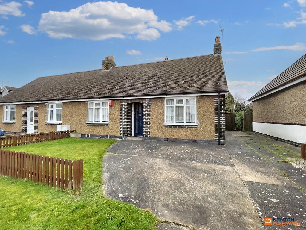 Jennys Lane, Ravenstone, LE67 2 bed semidetached bungalow for sale £