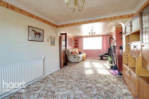 3 bedroom semi-detached house for sale, Gloucester Avenue, Chelmsford