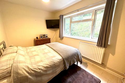 2 Callins Close, Minehead, TA24 6ER