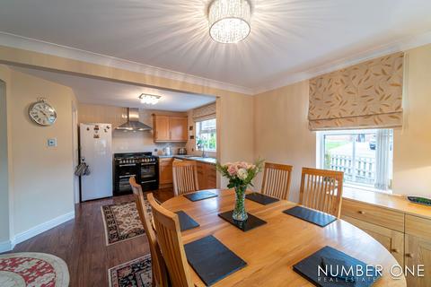 4 bedroom detached house for sale, Rockfield Way, Undy, NP26