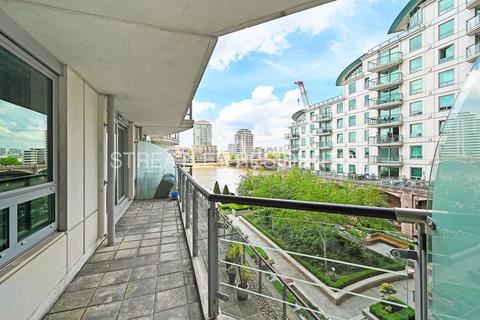 2 bedroom apartment for sale, Flagstaff House, St. George Wharf, London, SW8