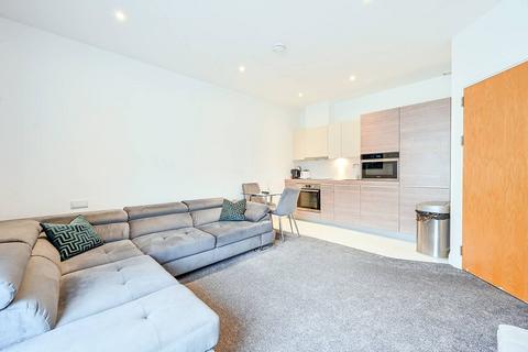 2 bedroom flat to rent - Bromyard Avenue, Acton, London, W3