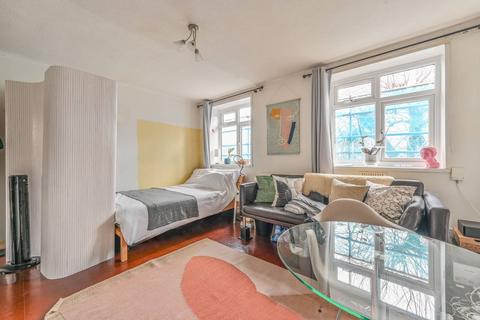 2 bedroom flat for sale - Cornwallis Court, Nine Elms, London, SW8