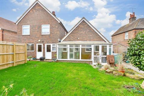 4 bedroom detached house for sale, The Street, Preston, Canterbury, Kent