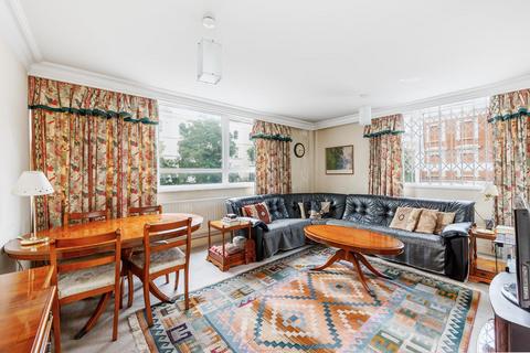 3 bedroom flat for sale, Melbourne Court, Little Venice, W9