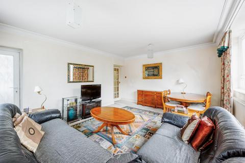 3 bedroom flat for sale, Melbourne Court, Little Venice, W9