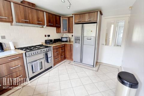 81 New Meadows, Rawmarsh, Rotherham, S62 7FE