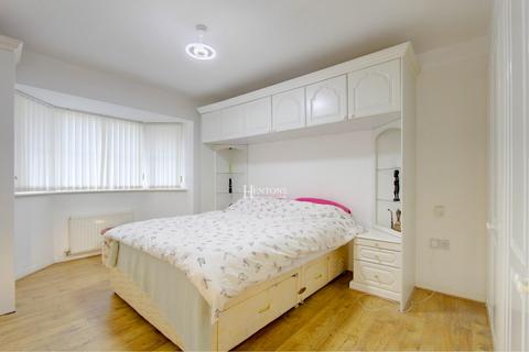 1 Capel Edeyrn, Pontprennau, Cardiff, CF23 8XJ