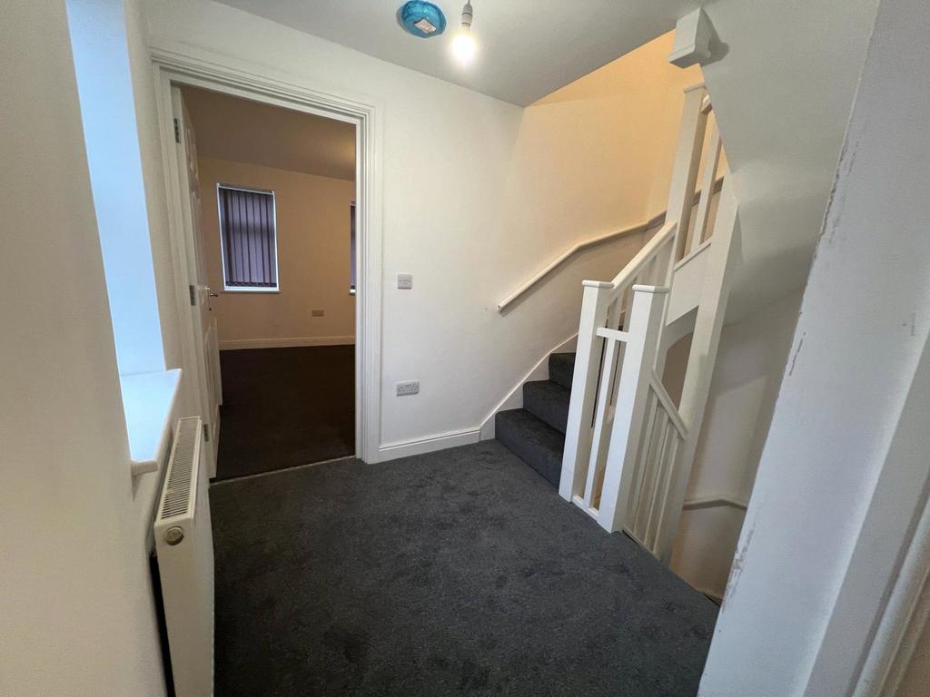 Landing 1st Floor