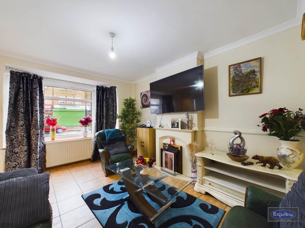 Mcleod Road, Abbey Wood, London 3 bed house for sale £450,000