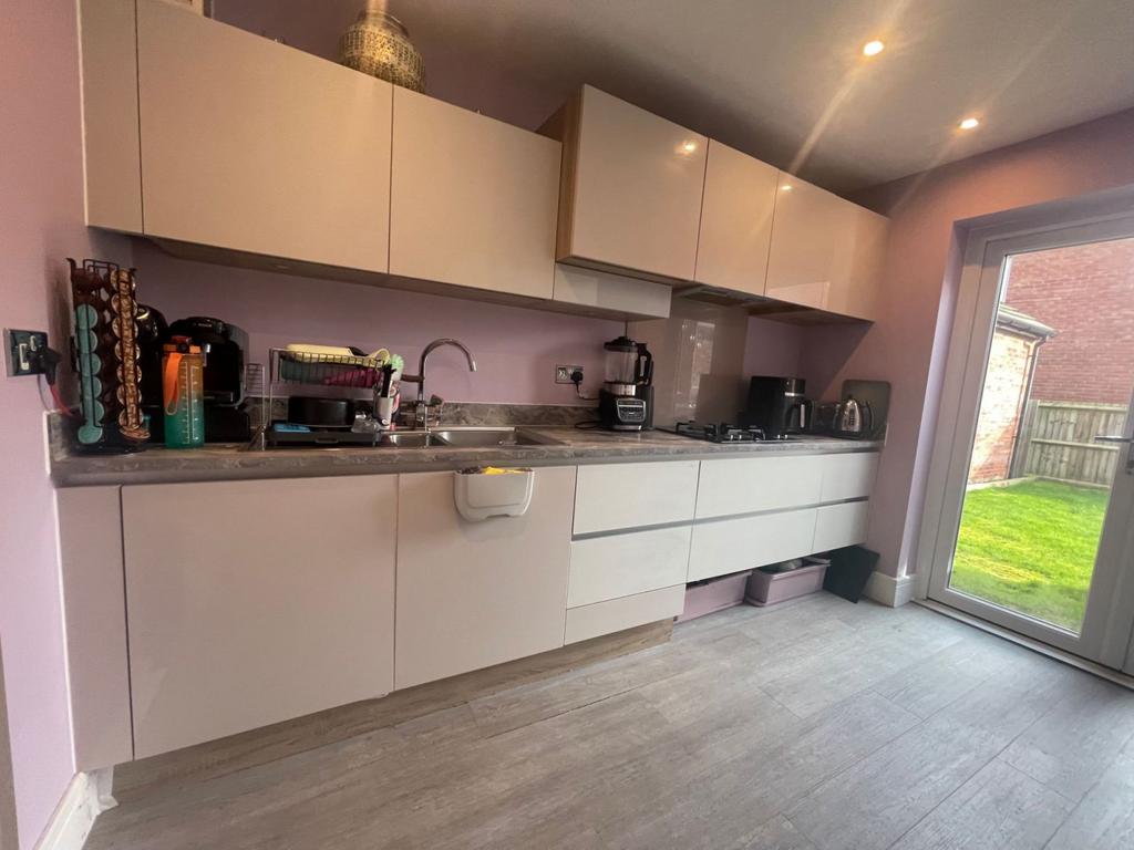 Kitchen / dining / family room