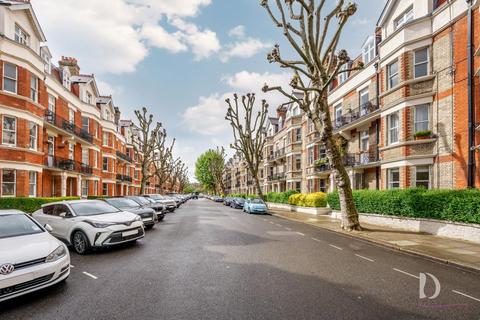3 bedroom apartment for sale, Castellain Mansions, London, W9