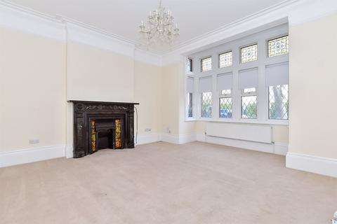 40 Albert Road, Ashford, TN24 8NU