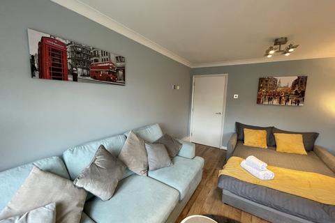 1 bedroom apartment for sale, Southall, London UB2