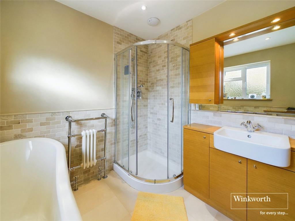 Bedroom 1 En Suite
