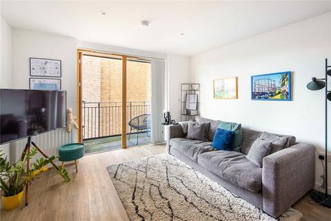 1 bedroom flat for sale, Mare Street, London, E8