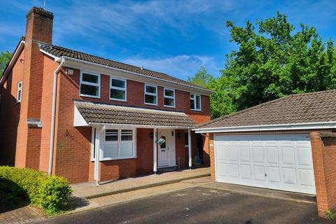 4 bedroom detached house for sale, Rockleigh Drive, Totton SO40