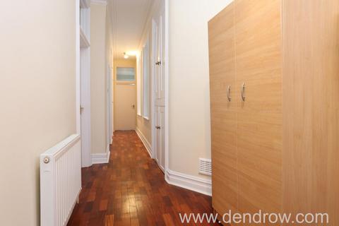 3 bedroom flat for sale, Lauderdale Mansions, London, W9