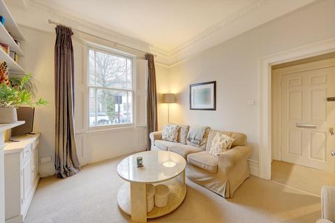 1 bedroom flat for sale, Clarendon Street, London, SW1V