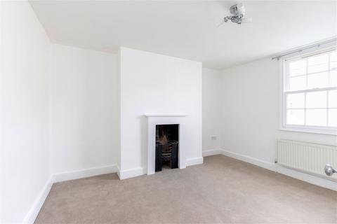 14 Gloucester Place, Cheltenham, GL52 2RJ