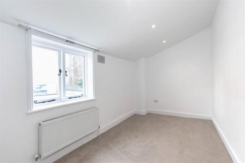 14 Gloucester Place, Cheltenham, GL52 2RJ