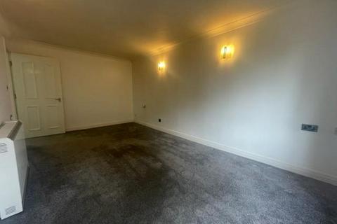 1 bedroom flat for sale, Heath Road, Wirral CH63