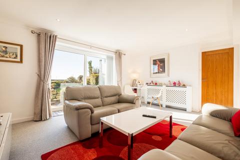 3 bedroom apartment for sale, Clifton Drive, Lytham St. Annes, FY8