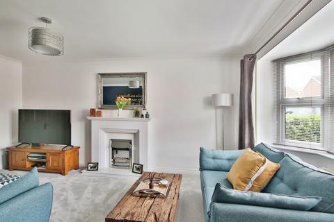 14 Eider Close, Barton-upon-humber, DN18 5FJ