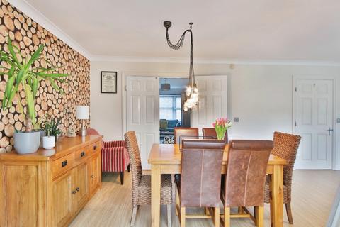 14 Eider Close, Barton-upon-humber, DN18 5FJ