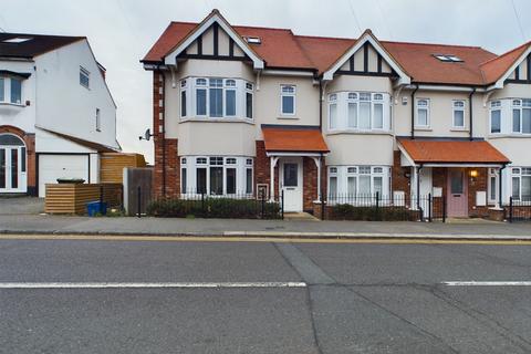 3 bedroom end of terrace house for sale, Nelson Road, Leigh-on-sea, SS9
