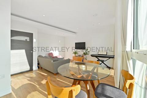 2 bedroom apartment for sale, Montpellier House, Glenthorne Road, London, W6