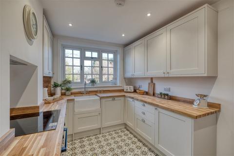 132 Birmingham Road, Redditch, B97 6EP