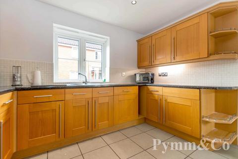 65 Mountbatten Drive, Norwich, NR6 7PP