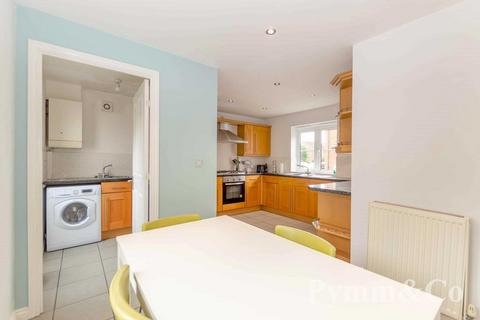 65 Mountbatten Drive, Norwich, NR6 7PP