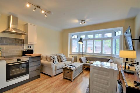 1 bedroom flat for sale, Pevensey, Beacon Hill Road, Beacon Hill, Surrey