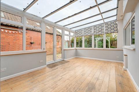 30 Burghley Street, Bourne, PE10 9NS