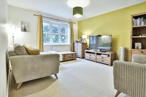 3 bedroom detached house for sale, Runnymede Lane, Kingswood, Hull, HU7 3AD